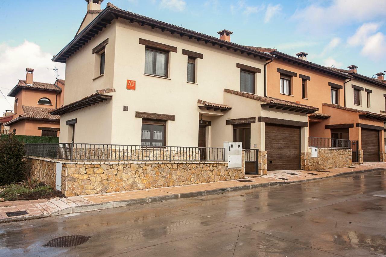 Apartamento El Palomar Ayllon Exterior photo